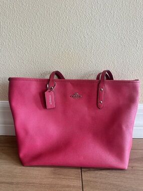 Coach Hot Pink Leather Tote with Logo Tag